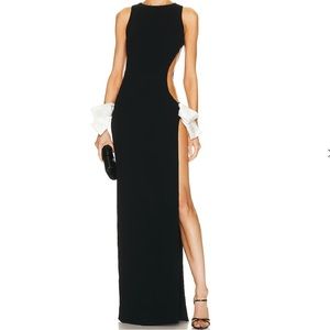 NWT FWRD Monot White Bow Cutout Detail Column Black Dress Size 4 $1295 SOLD OUT
